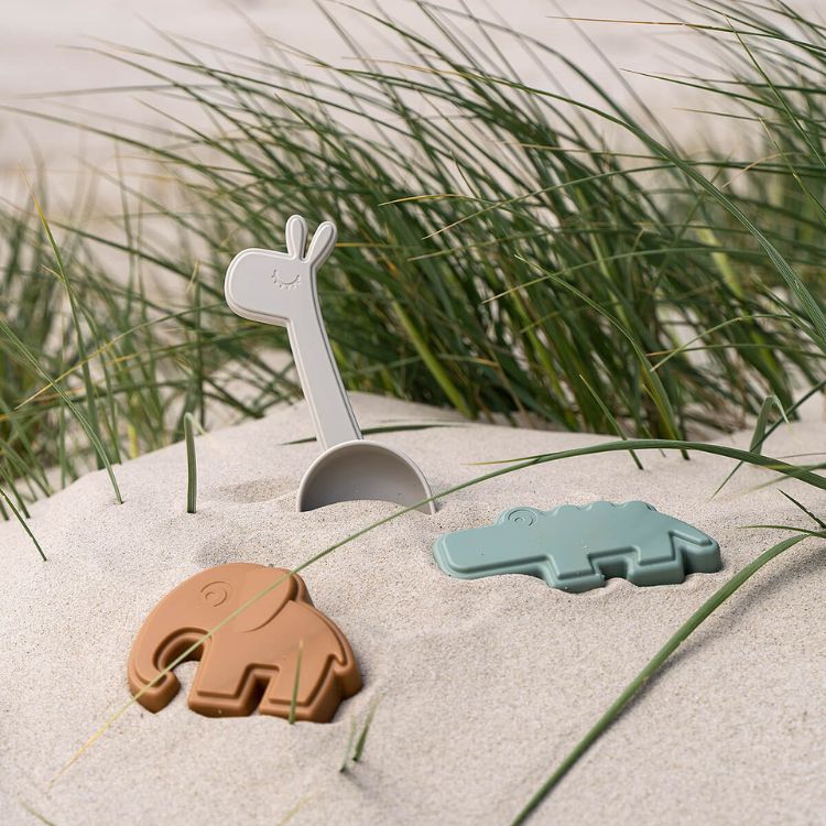 Done by Deer Sand Friends set sabbia 3 pezzi verde
