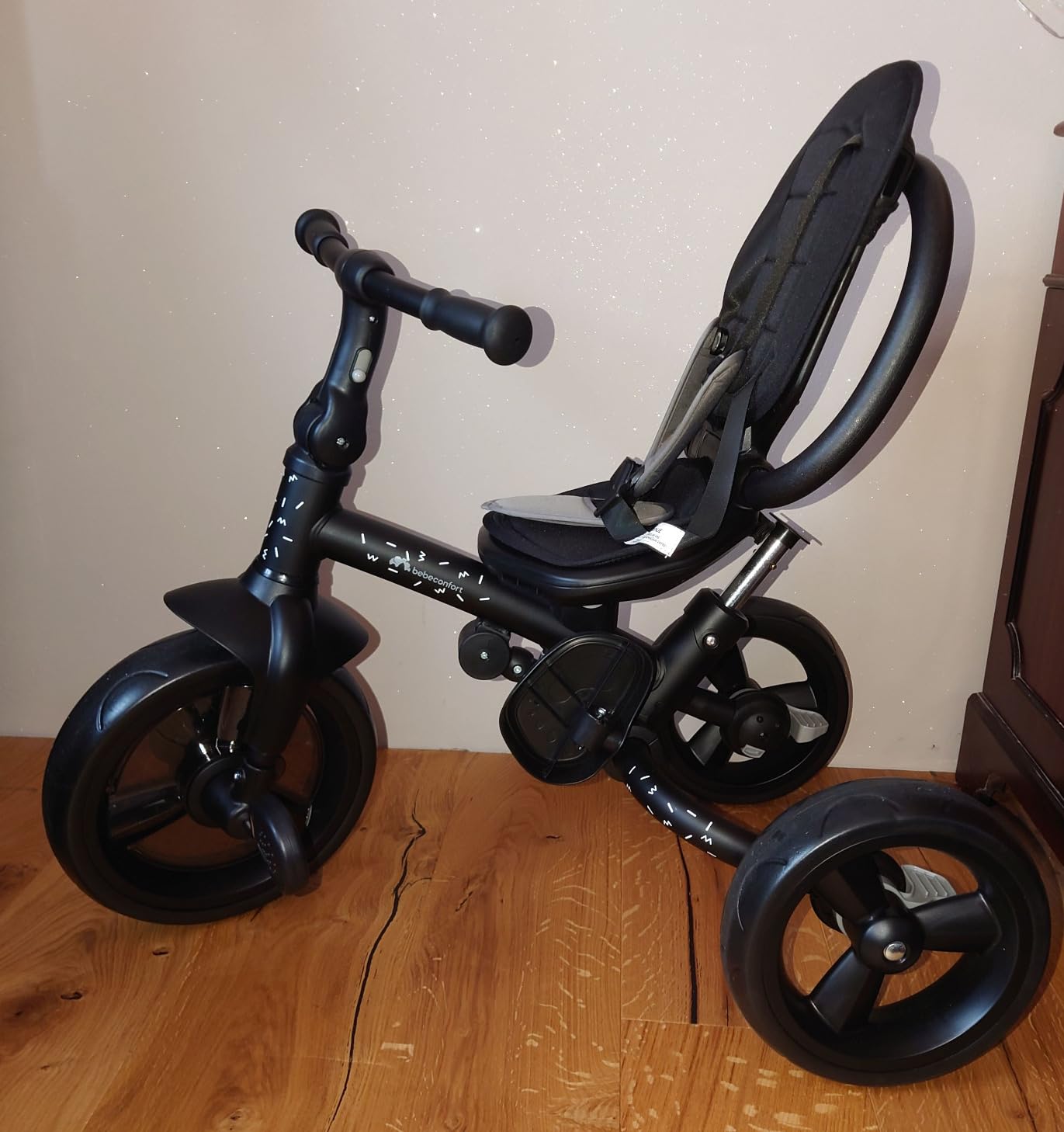 Bebé Confort Windy triciclo Tinted Grey evolutivo