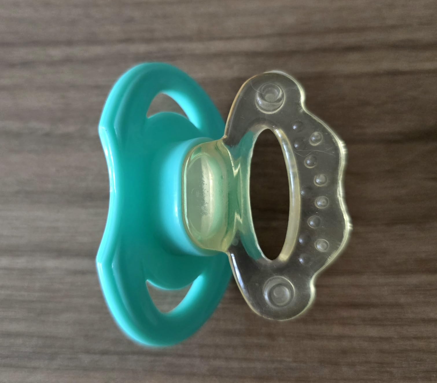 Bebé Confort Succhietto Massaggiagengive con Scatolina senza BPA