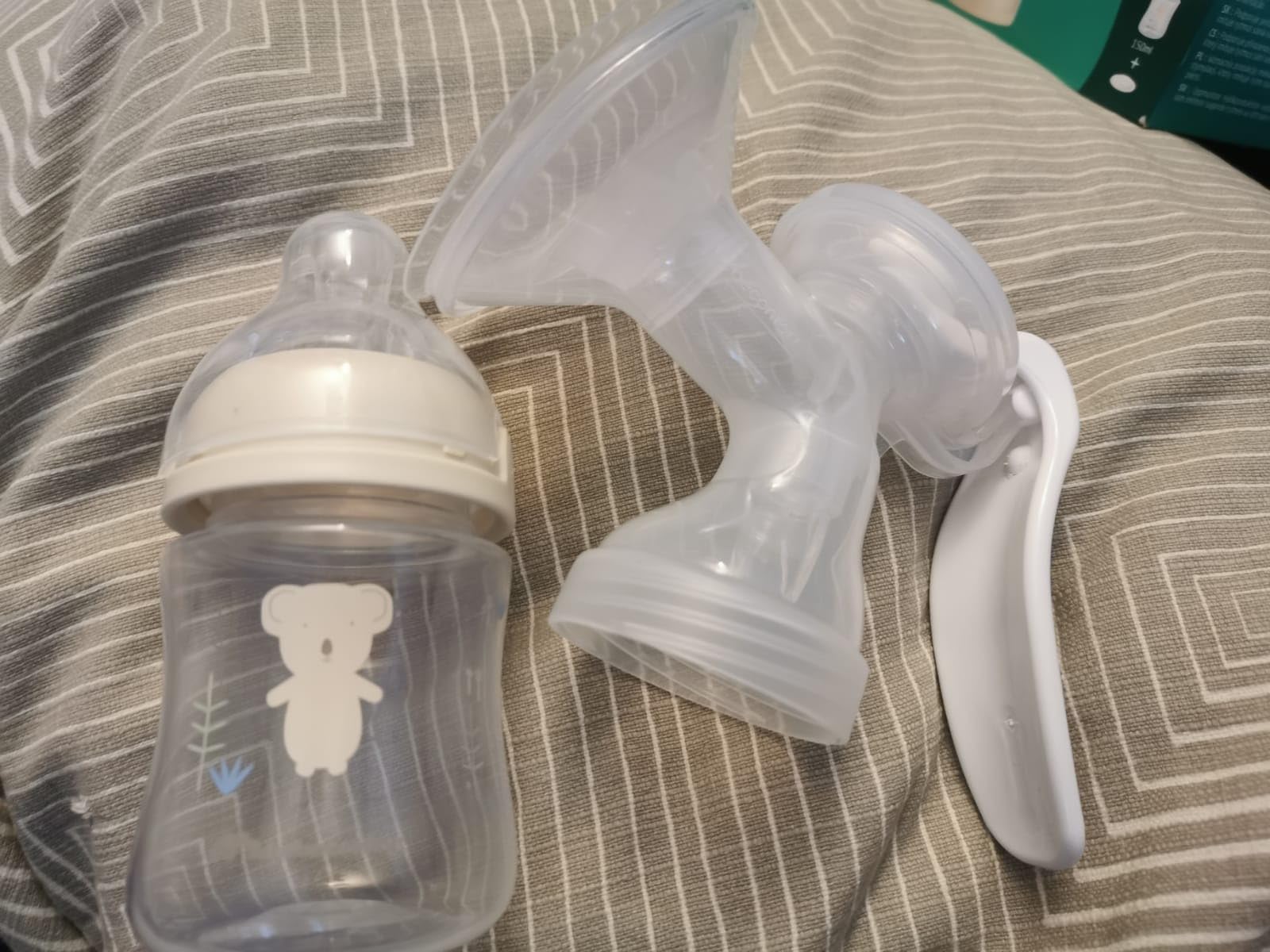 Bebé Confort Tiralatte Manuale Silicone Sand con Biberon