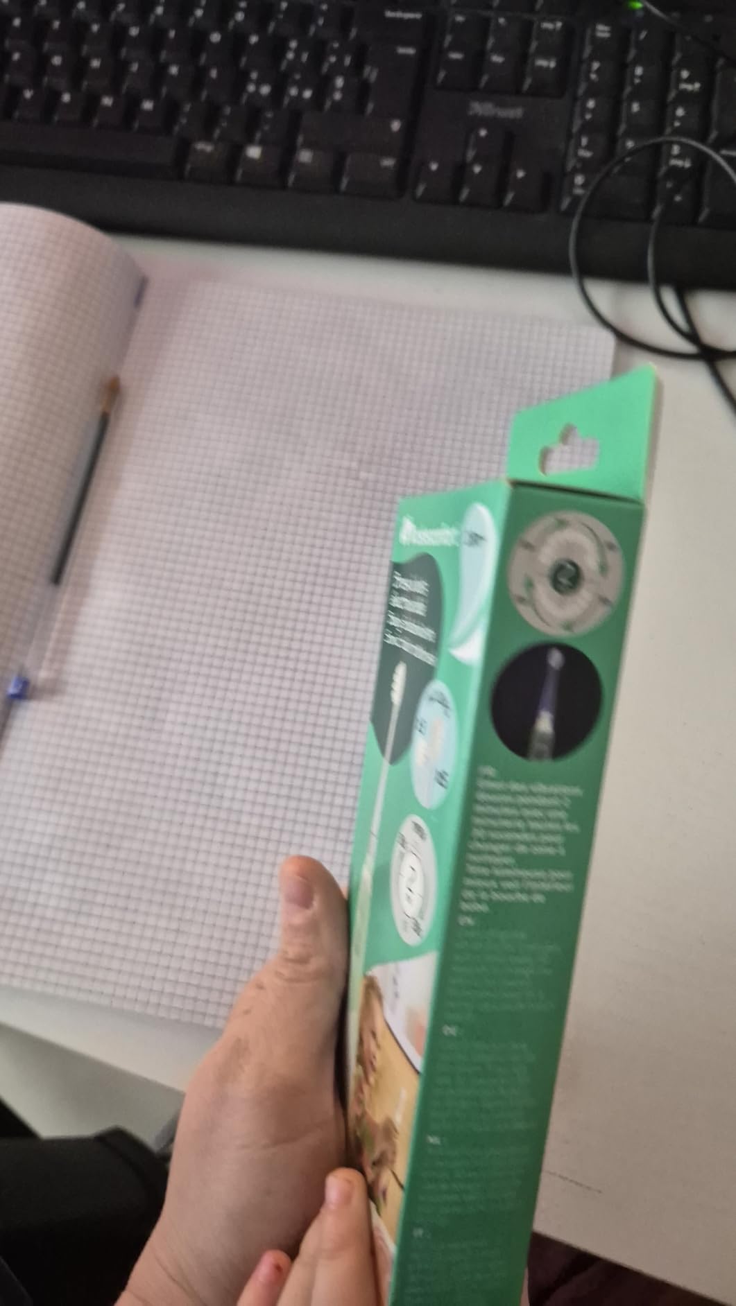 Bebé Confort spazzolino elettrico bambini 18 mesi 8 testine
