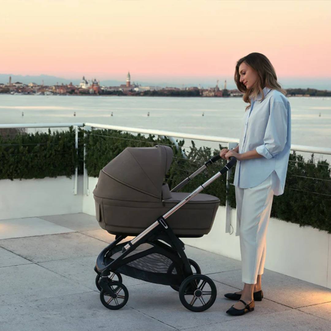 Inglesina Trio Aptica Darwin 2026 trio passeggino