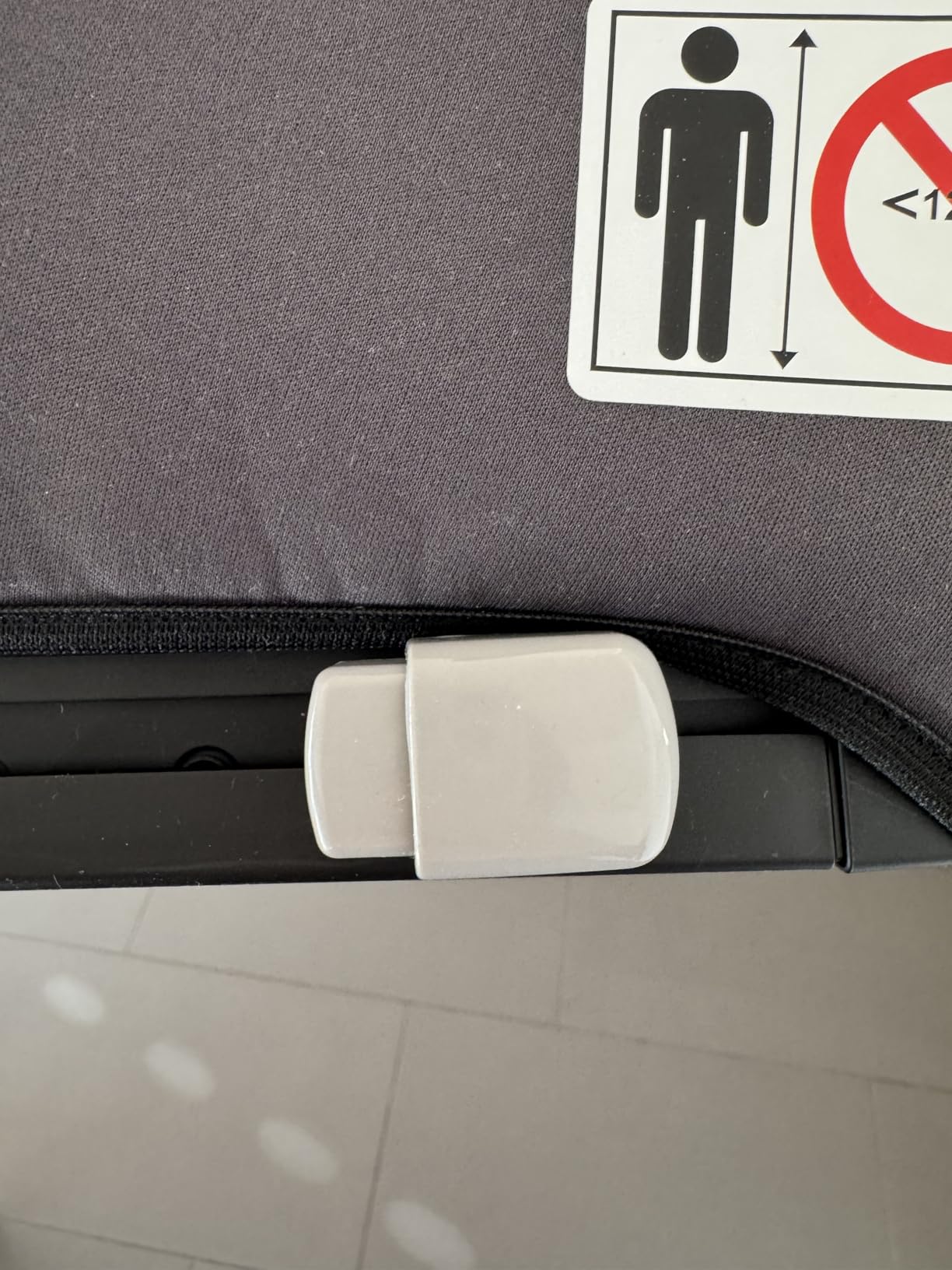 Bebé Confort Manga i-Fix alzatina Isofix Grey