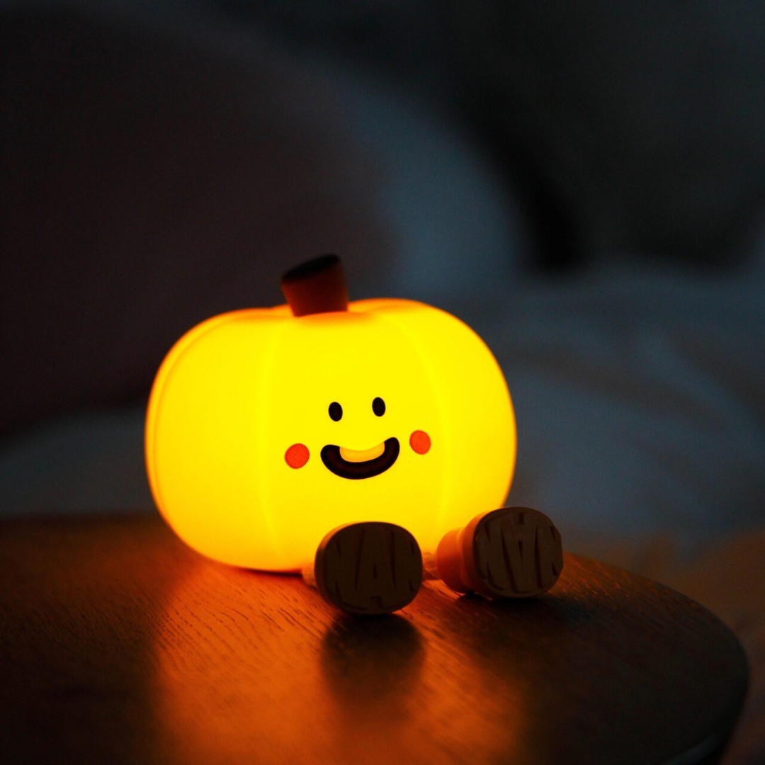 InnoGio GioPumpkin luce notturna zucca silicone USB-C