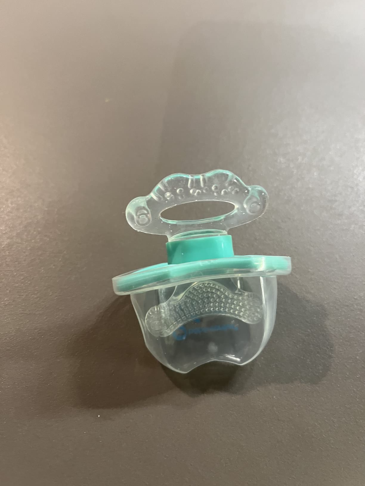 Bebé Confort Succhietto Massaggiagengive con Scatolina senza BPA