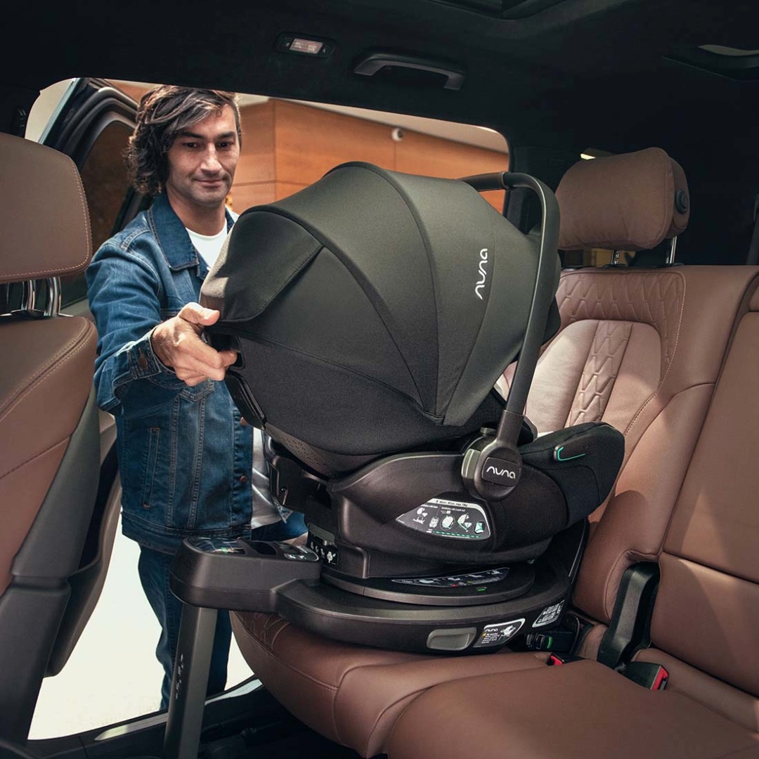 Nuna Arra Flex seggiolino auto i-Size reclinabile 157°